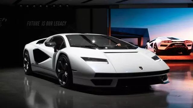 Lamborghini Countach'ın Şahane Sesi [Video]