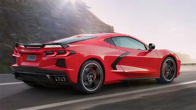 Yeni Corvette, Acura NSX ile Test Sırasında Görüntülendi