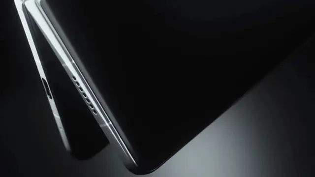 Honor, Katlanabilir Telefonu Magic V'i İlk Kez Gösterdi 1 Honor, Katlanabilir Telefonu Magic V'i İlk Kez Gösterdi