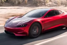 SpaceX Tesla Roadster, Standart Model ile Karşılaştırıldı