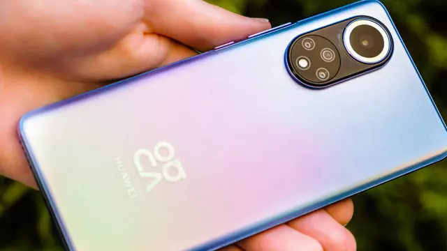 120 Hz Ekrana Sahip Huawei Nova 9'u İnceledik