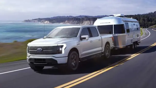 2022 Ford F-150 Lightning Tanıtıldı: İşte Özellikleri