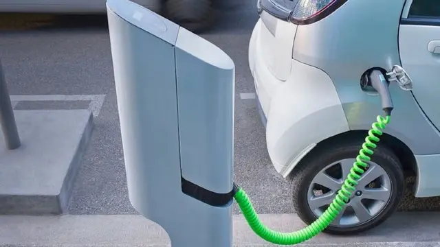 Bakan Varan: Elektrikli Araçların Şarj Altyapısı Yolda