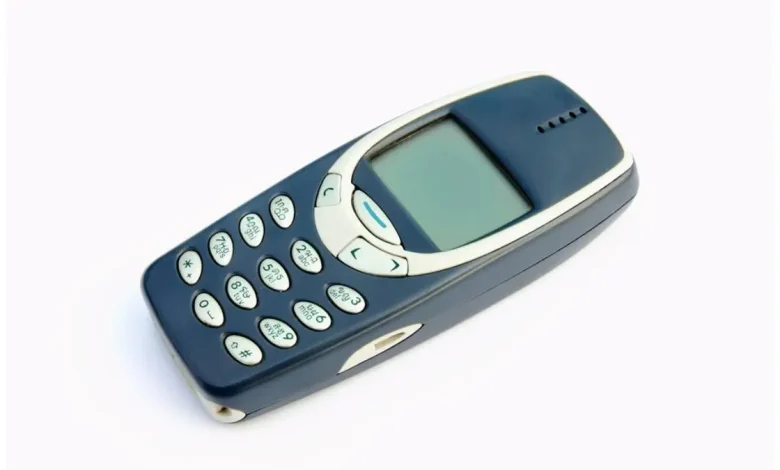 "Cebindeki Telefonu Çıkar" Diyen Dayılara Gösterebileceğiniz 10 Telefon Tavsiyesi 1 "Cebindeki Telefonu Çıkar" Diyen Dayılara Gösterebileceğiniz 10 Telefon Tavsiyesi