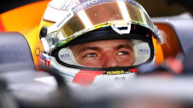 F1'de Sezonun İlk Sıralama Turlarında Kazanan Verstappen