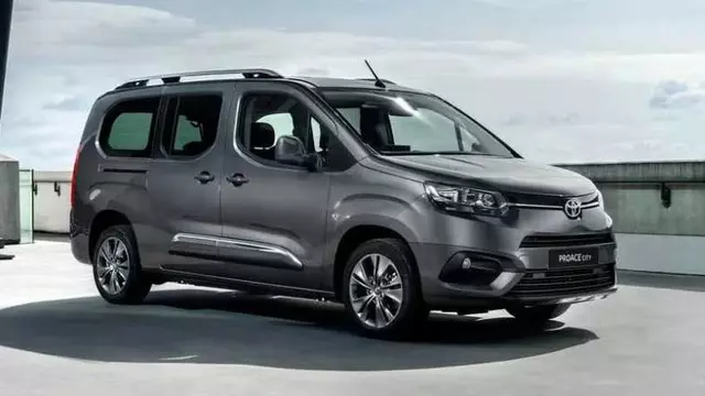 Toyota Proace'in Türkiye Fiyatı Açıklandı 1 Toyota Proace'in Türkiye Fiyatı Açıklandı