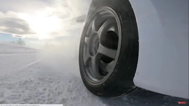 Dört Mevsim Lastiklerinin Karda Kapıştığı Test (Video)