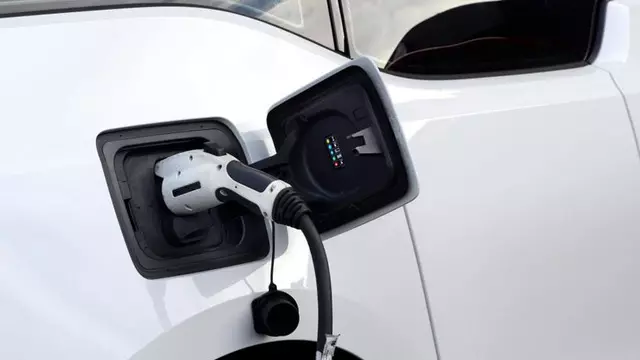 Türkiye'nin Elektrik Motorlu Araçlara Yaklaşımı 'Pozitif yönde' 1 Türkiye'nin Elektrik Motorlu Araçlara Yaklaşımı 'Olumlu'