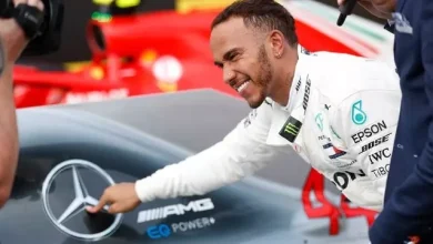 Lewis Hamilton, Yeni Sezonda da Mercedes İçin Yarışacak 2 Lewis Hamilton, Yeni Sezonda da Mercedes İçin Yarışacak