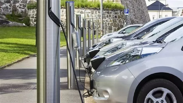 Hızlı Şarj Olabilen Elektrikli Araç Bataryası Geliştirildi