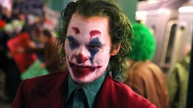 Joker Filminin Yönetmeni, Filmin 18+ Olacağını Açıkladı