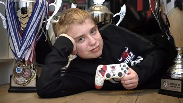 FIFA 21'in Tüm Maçlarını Kazanan Genç Oyuncusu Yenildi