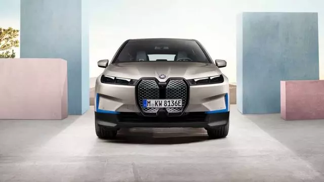 BMW'nin Tam Elektrikli Yarı Otonom SUV'si BMW iX Tanıtıldı