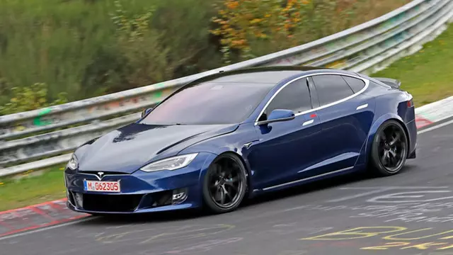 Tesla Model S Plaid'in Pist Rekorunu Kırdığı Turun Videosu