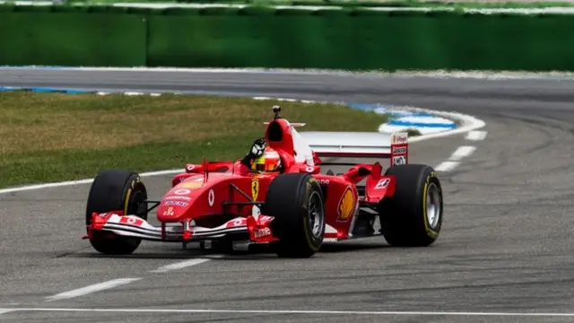 Efsaneleşmiş Pilotun Oğlu Mick Schumacher, Ferrari ile Piste Çıktı 1 Efsane Pilotun Oğlu Mick Schumacher, Ferrari ile Piste Çıktı