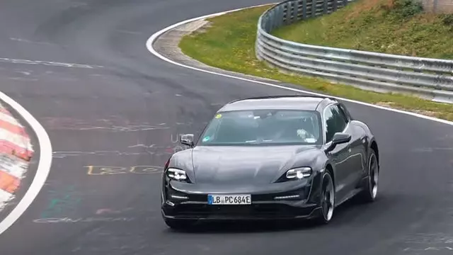 Porsche Taycan Cross Turismo Test Edilirken Görüntülendi