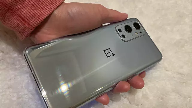 OnePlus 9 Pro’nun Resmi Tanıtım Videosu Gösterildi 1 OnePlus 9 Pro’nun Resmi Tanıtım Videosu Yayınlandı