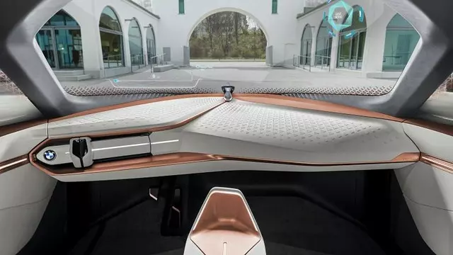 BMW, Otonom Araçlar İçin Garip Bir Direksiyon Patenti Aldı