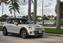 MINI Cooper SE, Türkiye'deki İlk Sahibine Teslim Edildi