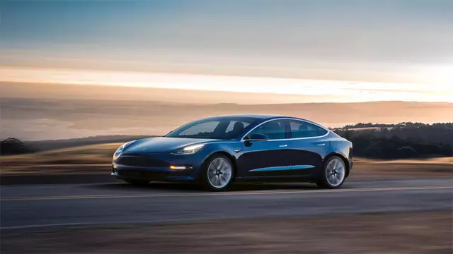 Tesla, Model 3’e Yeni Özellikler Ekliyor 1 Tesla, Model 3’e Yeni Özellikler Ekliyor