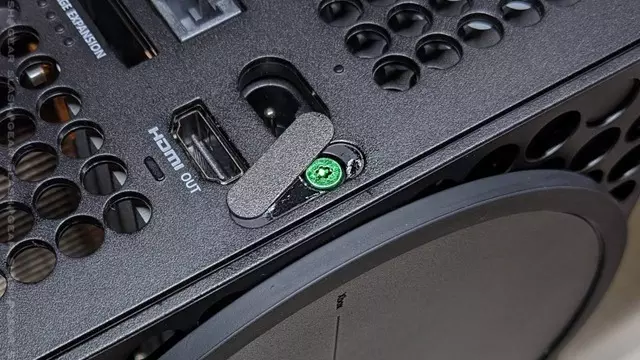 Xbox Series X’in Devasa Soğutma Sistemi Ortaya Çıktı 1 Xbox Series X’in Devasa Soğutma Sistemi Ortaya Çıktı