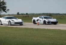 Corvette C8 ile C7'yi Karşı Karşıya Getiren Kalkış Yarışı