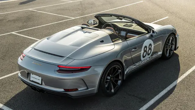 Üretilen Son Porsche 911 Speedster, Açık Artırmada Satılacak 1 Üretilen Son Porsche 911 Speedster, Açık Artırmada Satılacak