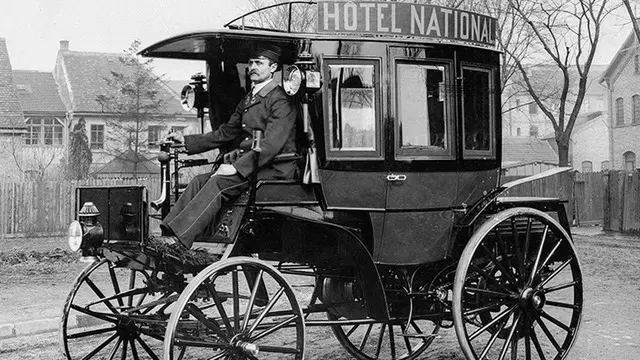 İlk Benzinli Otobüs Bundan 125 Yıl Ilkin Çalışmaya Başladı 1 İlk Benzinli Otobüs Bundan 125 Yıl Önce Çalışmaya Başladı