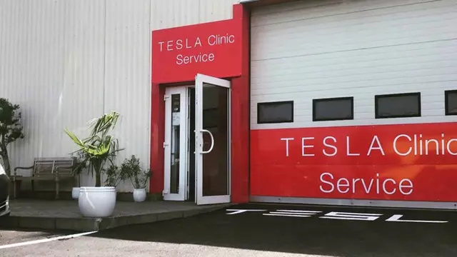 Bir Hırsız, Çaldırmış olduğu Tesla Aracı Şarj Ederken Yakalandı 1 Bir Hırsız, Çaldığı Tesla Aracı Şarj Ederken Yakalandı