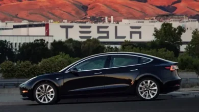Tesla, Koronavirüs Salgını Nedeniyle Fabrikasını Kapatıyor