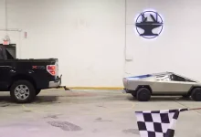 Ford F-150 ile Tesla Cybertruck, Bir Kez Daha Karşı Karşıya