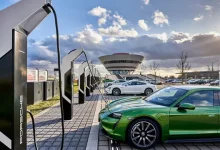 Porsche, Avrupa'nın En Güçlü Şarj Otoparkını Açtı