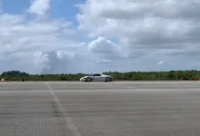 Porsche 918 Spyder, 345 km/saat Hıza Ulaştı (Video)