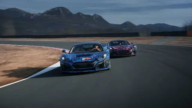 Rimac C_Two'nun İki Farklı Prototipi Piste Çıktı (Video)