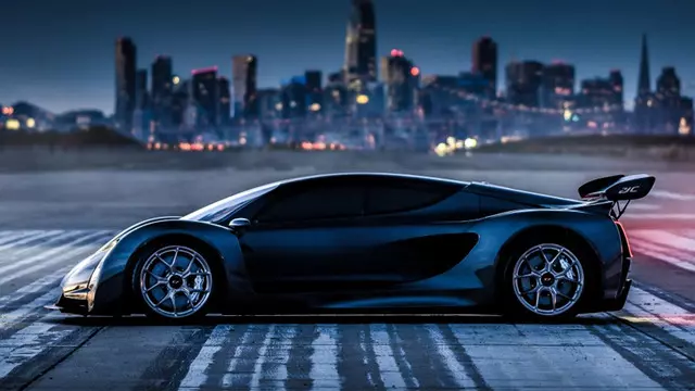 Hibrit Motorlu Czinger 21C, 1.250 Beygir Gücüyle Mest Ediyor