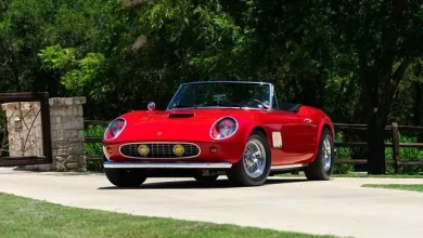 Replika Ferrari, Açık Artırmada Yüz Binlerce Dolara Satıldı