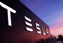 Uyarı Vermeden Hızlanan Tesla Araçlar İncelemeye Alındı