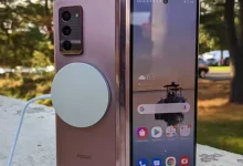 Samsung Galaxy Z Fold2, MagSafe ile Şarj Edilirken Göründü