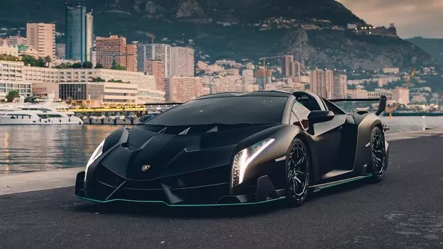 2015 Lamborghini Veneno Roadster, Açık Artırmaya Çıkacak