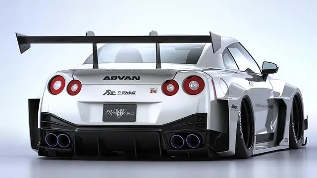 LibertyWalk Nissan GT-R’ın Aşırı Pahalı Body Kit’ini Tanıttı
