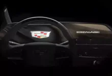2021 Cadillac Escalade, 38 İnçlik OLED Ekrana Sahip Olacak