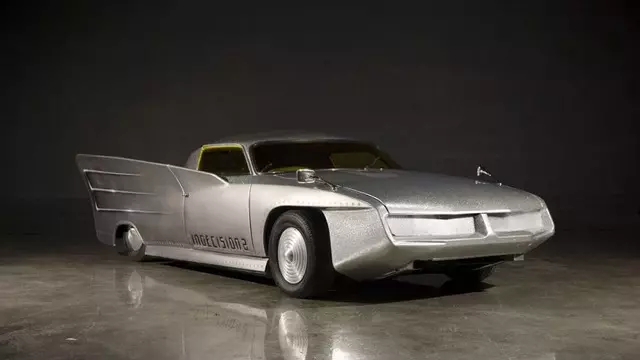 Batmobile Görünümlü 1976 Model Citroen Açık Artırmaya Çıktı