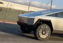 Cybertruck, İlk Kez Gündüz Gözüyle Görüntülendi (Video)