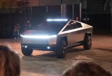 Tesla’nın Yeni Canavarı Cybertruck’ın İlk Sürüş Görüntüleri