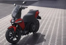 SEAT, İlk Elektrikli Scooter Modelini Tanıttı
