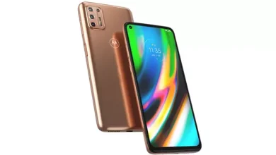 Motorola'dan Amiral Gemisi Parasına Orta Segment Telefon