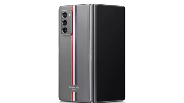 Samsung Galaxy Z Fold 2 Thom Browne, 4 Dakikada Tükendi