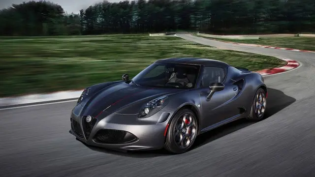 Alfa Romeo'nun Spor Modellerinin Üretimi Durduruldu