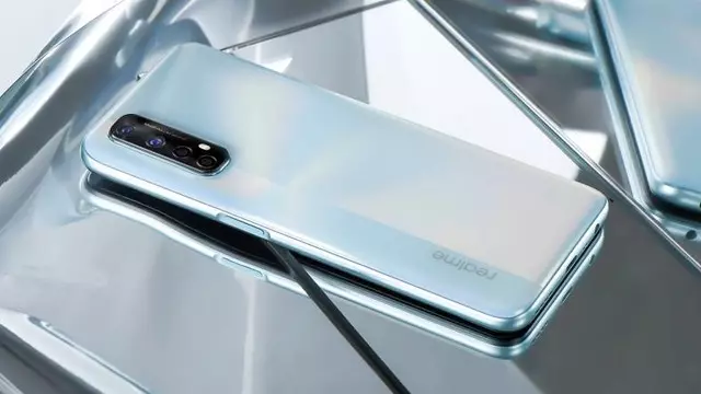Realme 7 ve Realme 7 Pro Tanıtıldı: İşte Özellikleri