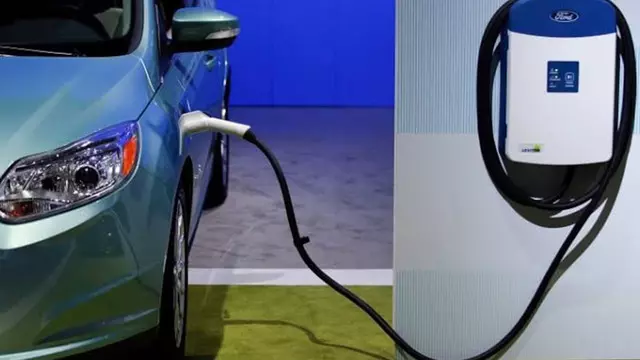 Ford, Elektrikli Araçları İçin 12.000 Şarj İstasyonu Kuracak 1 Ford, Elektrikli Araçları İçin 12.000 Şarj İstasyonu Kuracak